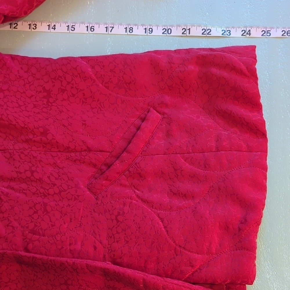 Silk‎ Quilted Jacket Red size Medium Pockets image 10